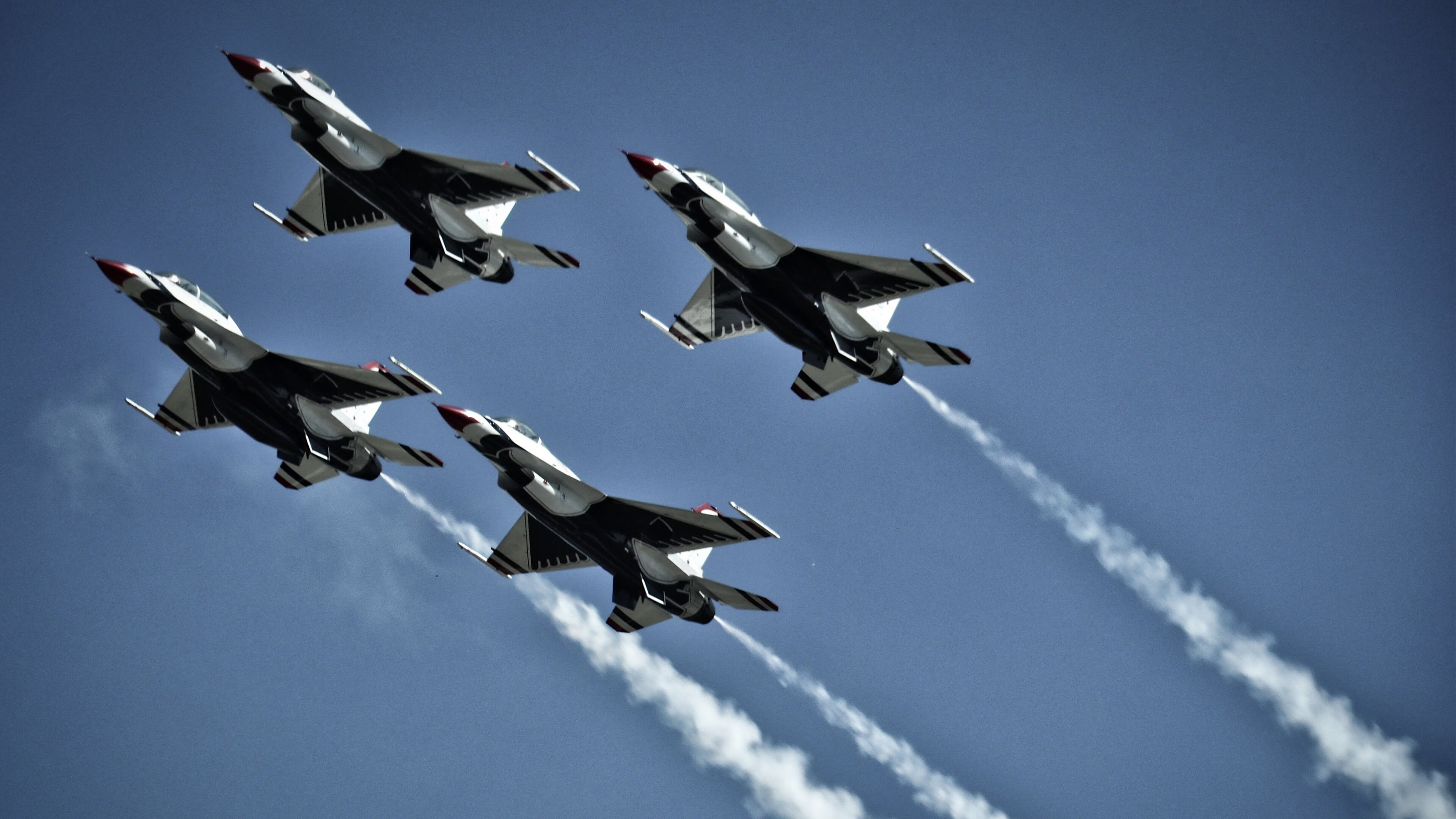 米兰体育官网-比赛临场指挥能力考验主帅调度智慧，比赛临场是什么意思