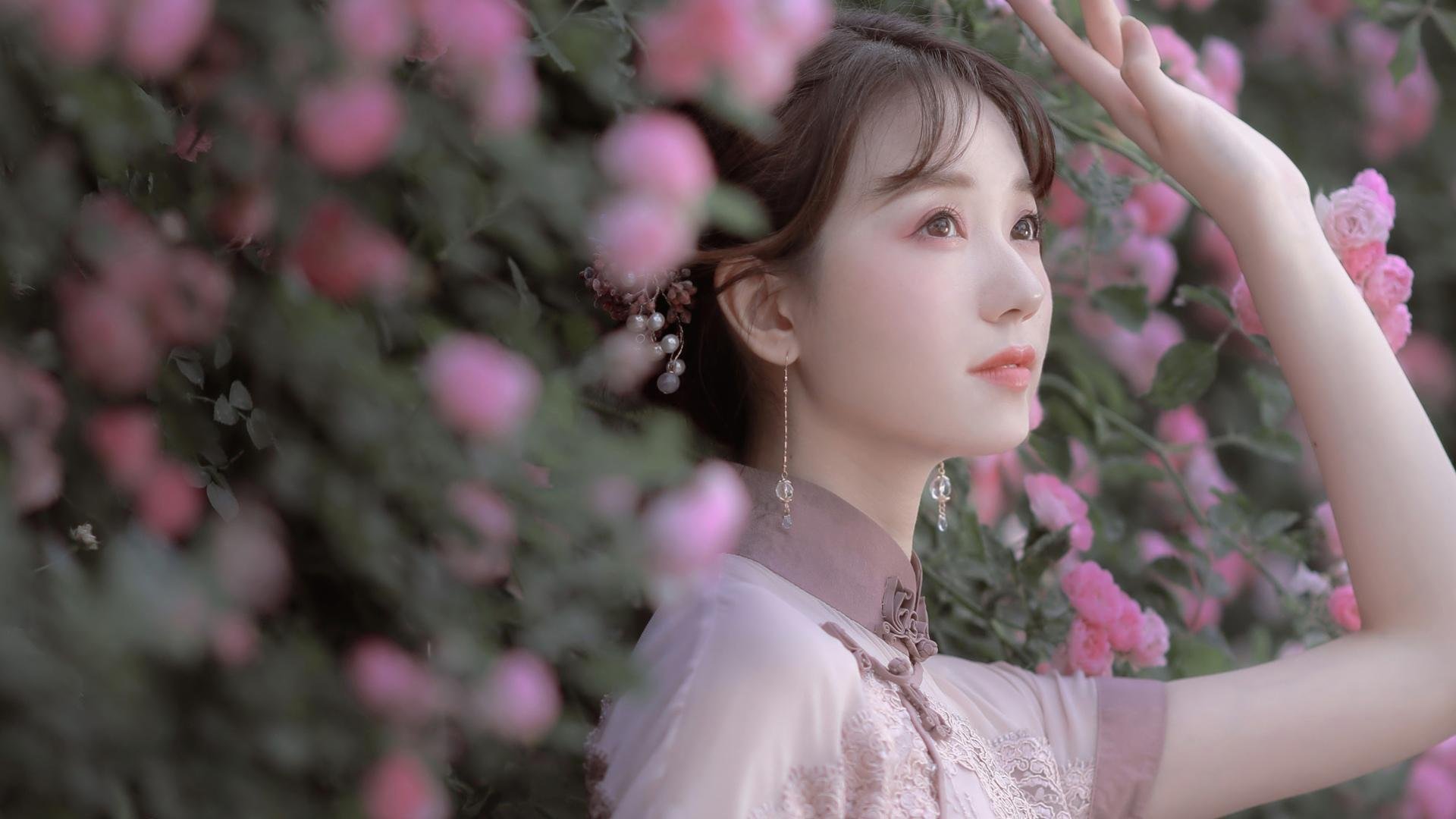 AC米兰-花滑训练营启动 国家队选手担任指导