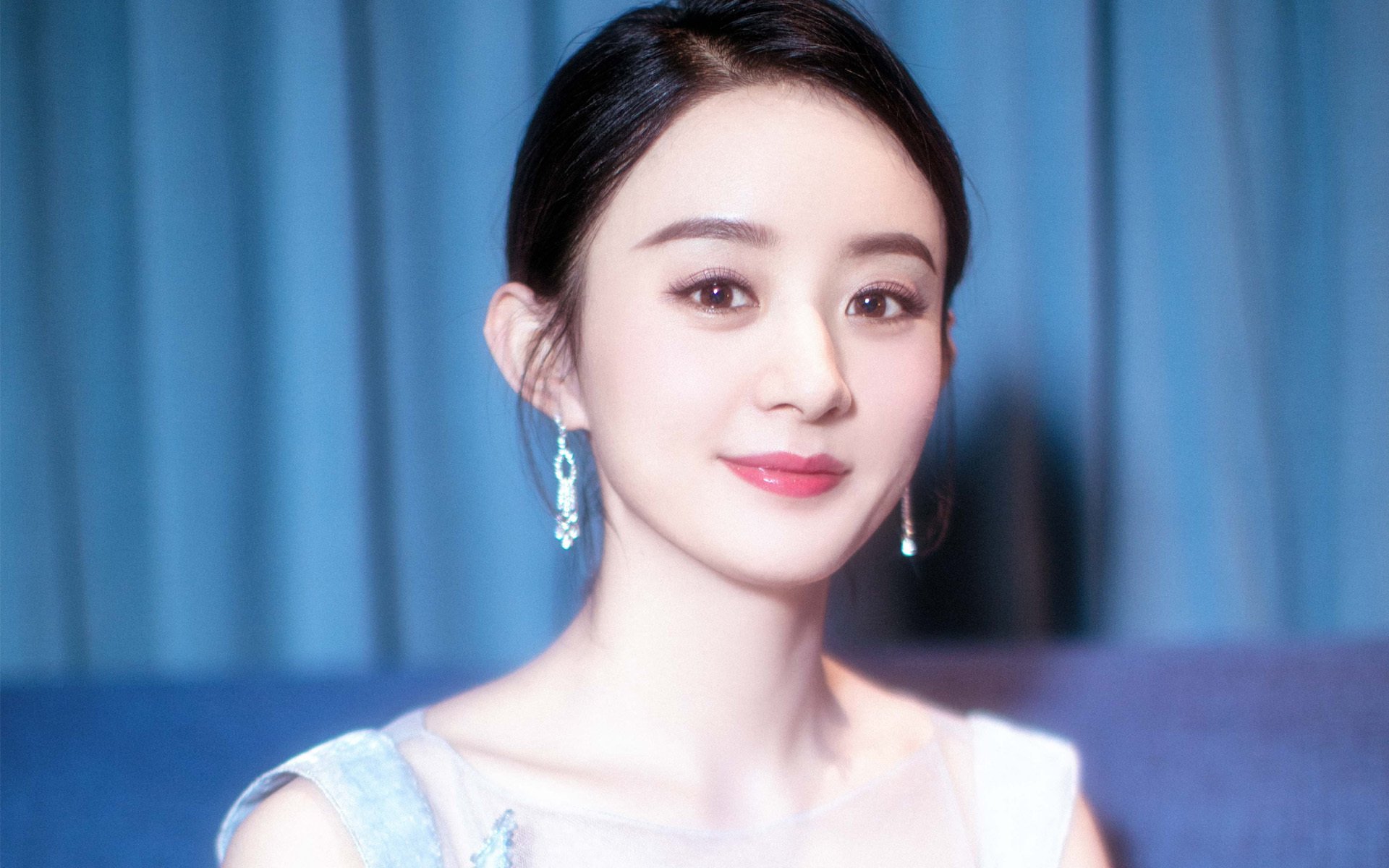 MILANSPORT下载-乔·莫伊：作为全黑队前锋核心，他在比赛中的表现堪称一流，乔乔莫伊斯作品