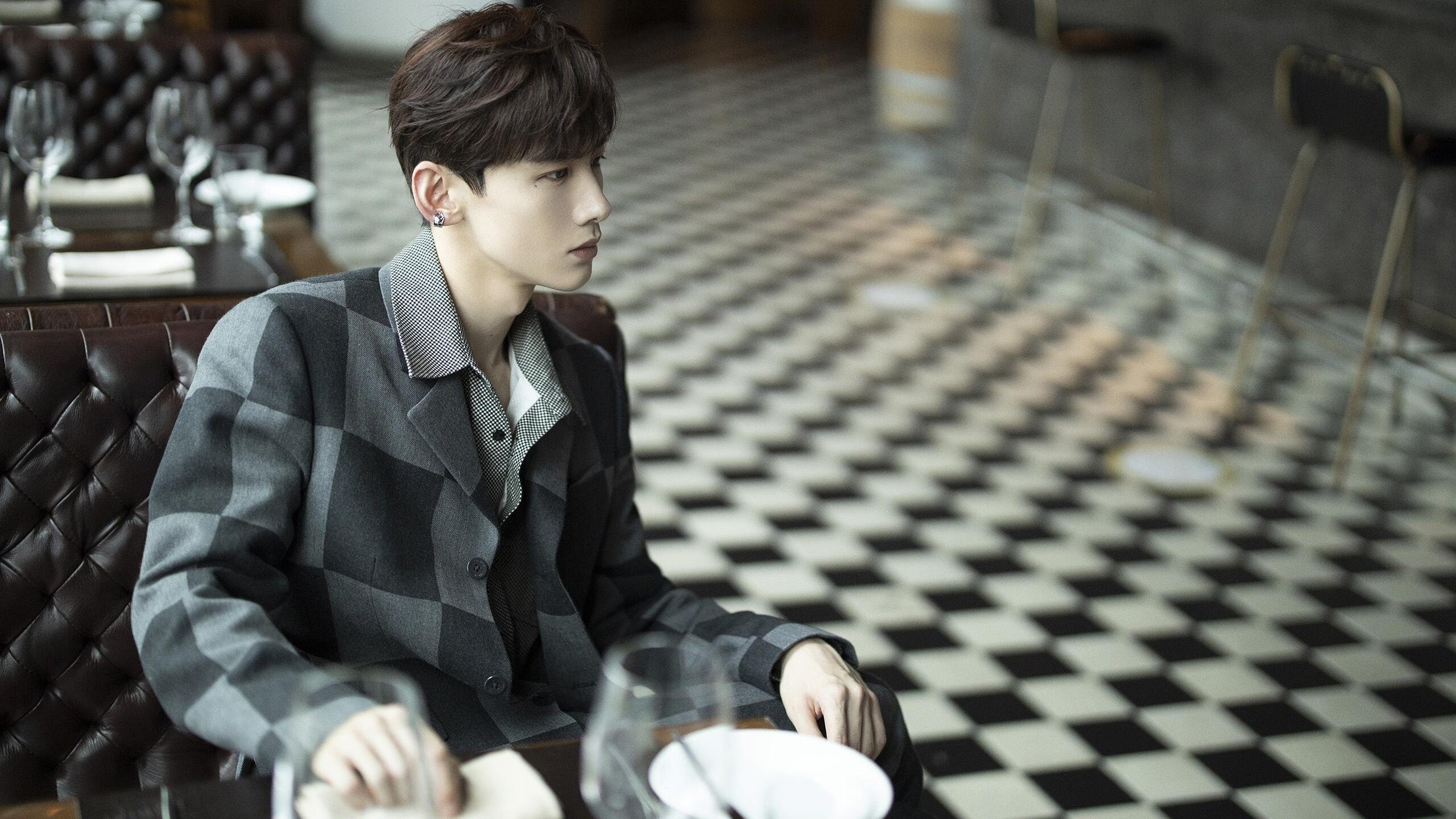 米兰体育官网-与马龙、樊振东、王楚钦交锋，方博感叹队内竞争激烈，王楚钦和樊振东交手记录